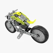 Achteraanzicht harley motorfiets met gele accenten