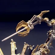 Gouden schorpioen angel detail