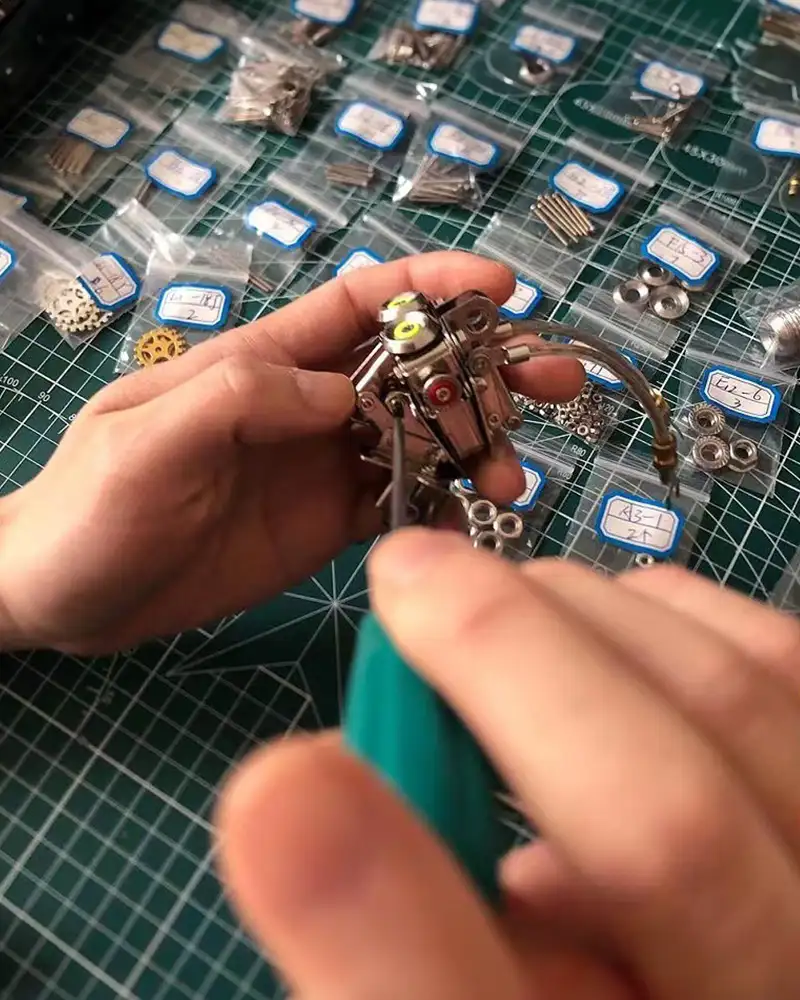 Hoofd van de apenkoning in de maak